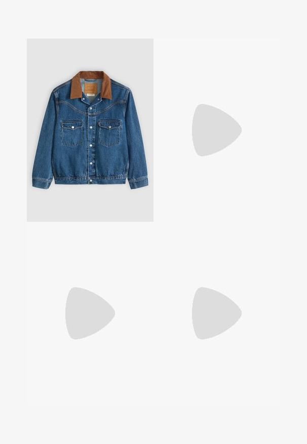 Jaqueta de ganga azul com gola de veludo cotelê castanho, botões pressões prateados à frente e dois bolsos no peito com botão.; Samsøe Samsøe KRONOS - T-shirt básica - brown; Chinos bege de perna reta com passantes para cinto, fecho frontal com botão e fecho de correr, e bolsos frontais inclinados.; Sapatilhas de tela azuis com atacadores brancos e solas de borracha, exibidas com calças de ganga e meios cinza canelados, sobre uma superfície cinza clara.