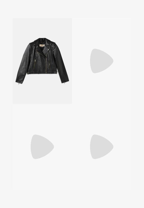 Black leather motorcycle jacket featuring a fitted design, asymmetrical front zipper, two front pockets, and gold-tone hardware accents.; Agolde BRITT TEE - Basic T-shirt - white; Black high-waist straight-leg denim jeans with front button and zipper, two front pockets, and two back pockets.; Black leather shoes with a chunky, ribbed sole, featuring a circular silver hardware accent and minimal stitching detail.