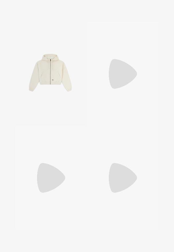 Vaalea kerrottu takki hupulla, edessä vetoketju, joustavat hihansuut ja kaksi sivutaskua. Vasemmassa etupuolella pieni logo.; T-paita lyhyillä hihoilla, jossa on valkoinen vartalo ja ruskeat raglan-hiat. Etupuolella on tyylitelty "Dickies" -kirjonta rinnassa. Sileä pinta.; Beige cargo-housut, joissa on tavanomainen istuvuus, sivutaskut ja nappilukitus. Valmistettu kevyestä kankaasta, joka tarjoaa monipuolisuutta ja mukavuutta.; Vaalea beige mokkanahkakenkä, jossa on kumipohja, kolme vinoraitaa ja struktuuroitu varvaskappale. Varustettu logolla kielellä ja sivussa.