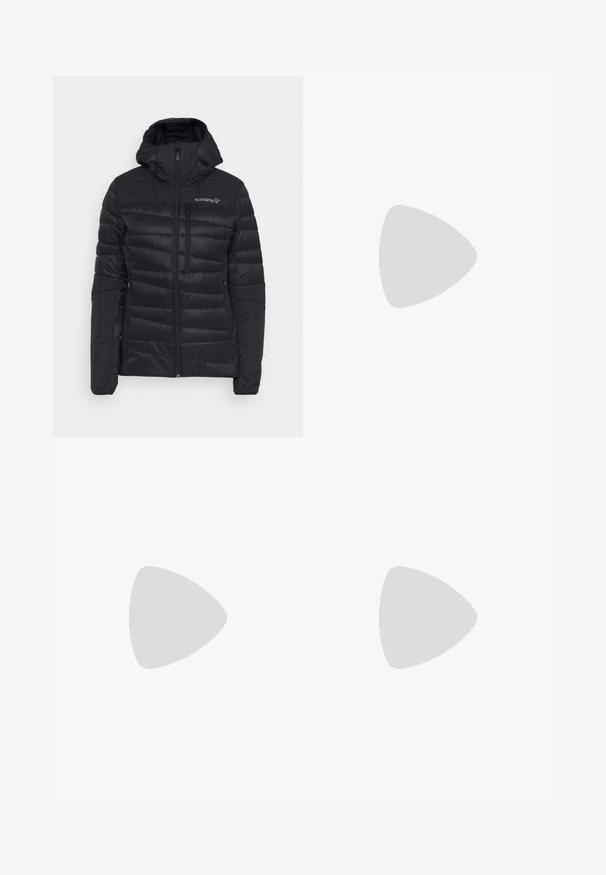 Melna izolēta jaka ar kapuci, ar horizontālu quilting rakstu, ar rāvējslēdzēja priekšpusi un logotipu uz kreisā krūšu. Viegls materiāls.; Tumšs pelēks krekls ar garām piedurknēm, ar grafiku, kurā attēloti sarkani koki un kalni; "COLUMBIA" logo treknā baltā tekstā. Mīksta auduma, standarta apaļa kakla izgriezums.; Melnas ūdensnecaurlaidīgas slēpošanas bikses ar taisnu piegriezumu. Tām ir vairākas ar rāvējslēdzējiem aizveramas kabatas un pastiprināti apkakles. Izgatavotas no izturīga, teksturēta auduma.; Pelēki sporta apavi ar acu audumu, melniem akcentiem, biezu gumijas zoli un atstarojošiem elementiem. Iezīmējas ar plūstošu dizainu un šņorēšanas fiksācijas sistēmu.