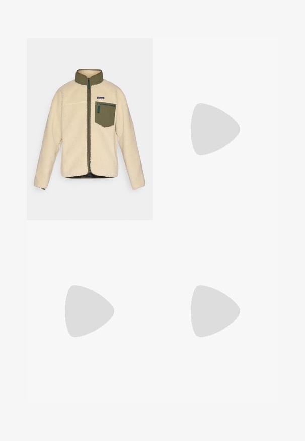 Patagonia CLASSIC RETRO-X - Flísová bunda - dark natural/basin green; Košeľa s dlhým rukávom v béžovej látke s šedým golierom a akcentom. Obsahuje prednú náprsné vrecko so zipsovým uzáverom. Mäkko tkaný povrch.; Bežové nohavice s vysokým pásom a širokými nohavicami. Majú dva predné záhyby a hladkú textúru. Štandardná dĺžka s čistým spracovaním.; Svetlozelené nazúvacie topánky s textúrovanou gumovou podrážkou, navrhnuté pre pohodlie, s prešitým švom a kovovými okami na šnúrky.