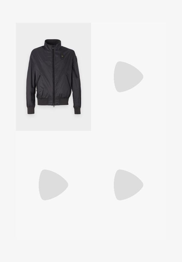 Sort nylon bomberjakke med høj krave, frontlynlås, sidelommer og ribbede manchetter. Har små logo-detaljer på brystet.; Hvid bomulds-T-shirt med rund halsudskæring, korte ærmer og et lille broderet logo med bjerge og tekst på venstre bryst.; Lyseblå bomulds sweatpants med elastisk liv. Har broderet "Colucci" logo på venstre side og lige ben design.; Hvide lædersneakers med rund tå, snørebånd foran og sort hælaccent. Har et lille broderet krokodillelogo på siden.