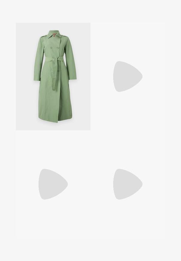 MAX&Co. MILONG - Trenchcoat - moss green; Gestuz NOELLE SHIRT - Skjortebluser - bright white; IVY OAK PEONY SUE - Shorts - mandelmilch; Filippa K REY FLAT - Ballerinasko - black