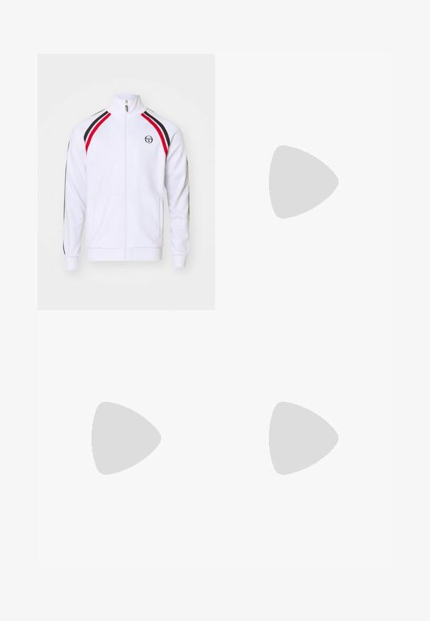 Sergio Tacchini GHIBLI TRACKTOP - Μπουφάν προπόνησης - white/maritime blue/adrenaline rush; Λευκό βαμβακερό t-shirt με κοντά μανίκια, που διαθέτει πράσινη λεπτομέρεια στον γιακά και ένα μικρό πράσινο λογότυπο στο αριστερό στήθος.; Κρεμ χρώματος αθλητικό π�αντελόνι με ελαστική μέση, κομμένα πόδια και μικρό σκούρο πράσινο λογότυπο στην αριστερή πλευρά. Λείος, ελαφρύς ύφασμα.; Λευκό αθλητικό παπούτσι με διχτυωτό επάνω μέρος, μαύρες λεπτομέρειες, υφή στη σόλα και έντονο λογότυπο στο πλάι, τοποθετημένο σε φόντο γηπέδου.