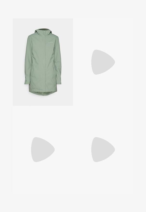 Vaude CYCLISTII - Parka - agave; T-shirt nera a maniche lunghe in cotone con colletto rotondo. Presenta un piccolo logo bianco sul lato sinistro del petto. Design semplice e vestibilità comoda.; Pantaloni cargo in nylon nero con zip rimovibile, polsini regolabili, molteplici tasche e un logo sulla gamba destra. Tessuto liscio e leggero.; Scarpa atletica beige e crema con tomaia in mesh testurizzato, sovrapposizioni supportive e suola in gomma con un motivo a tasselli per la trazione.