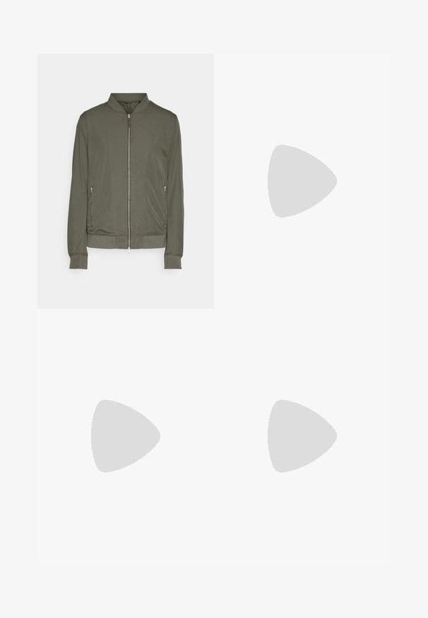 AllSaints BASSETT - Bombejakke - dull khaki; Oliven grønn bomulls t-skjorte med en stor svart Levi's-logo på forsiden. Klassisk crewneck og korte ermer, glatt tekstur.; Svart cargo bukser laget av slitesterk stoff, med sidelommer, knappelukking og en smal passform. Slitesterk tekstur med minimale detaljer.; Sorte høyre sneakers i kanvas med hvite gummisåler og snøringer, med et rundt logo på siden og kombinert med denim og sorte bukser.