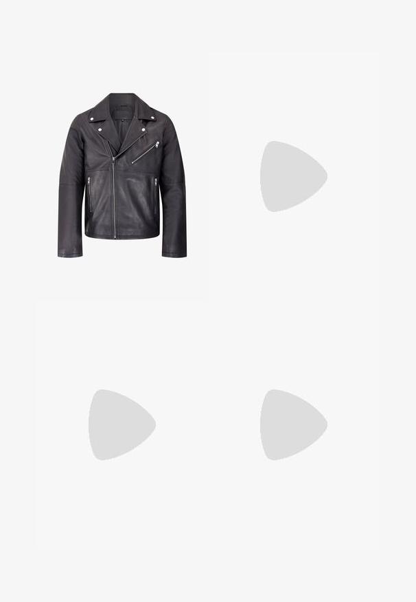 Bolongaro Trevor RANGER BIKER - Chaqueta de cuero - schwarz; Camiseta de manga larga a rayas en blanco y negro, hecha de algodón suave. Cuenta con un cuello redondo y un cuello acanalado negro en contraste.; Jeans de mezclilla negra de pierna ancha con cintura alta, que presentan un diseño clásico de cinco bolsillos y un sutil desvanecimiento para una apariencia texturizada.; Botas de cuero negras hasta el tobillo con cordones en la parte delantera, costuras amarillas, puntera redondeada y una suela de goma gruesa y texturizada.