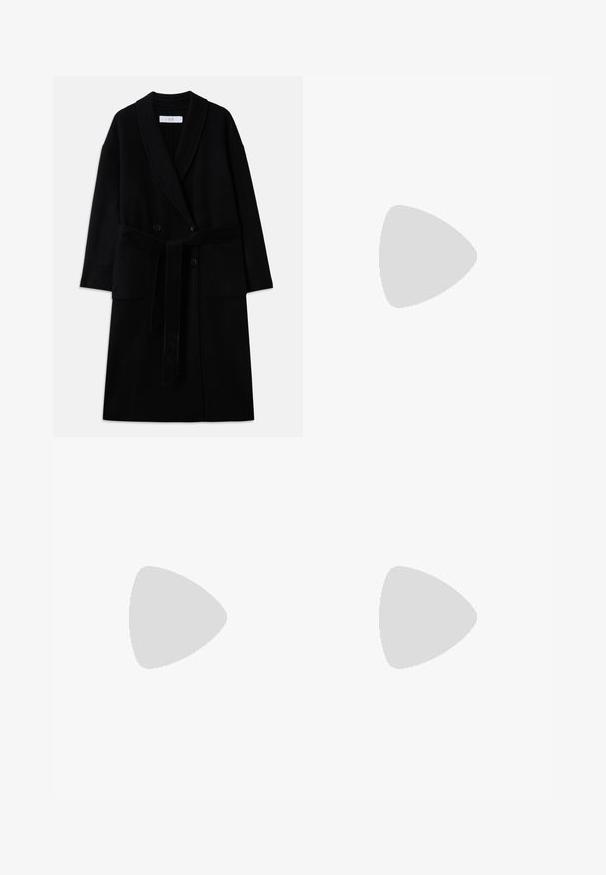 Must värviline villane mantel shawl-kraega, topeltkinnine disain, kaks esist taskut ja ise siduv vöö. Sile tekstuur ja kaasaegne lõige.; Must must valmistatud pehmest puuvillast, lühikeste varrukatega, ümmarguse kaelusega ja klassikalise lõikega. Sile tekstuur, ilma mustrite või kaunistusteta.; Mustad kohandatud püksid otse ja laia sääresuuga, millel on sile tekstuur ja lame eesosa koos vöö loopsudega.; Must kõvale nahast pahklipsu saapad, millel on sile tekstuur, terav varvas ja paks kõrge kann. Omab külgavatust ja minimalistlikku disaini.