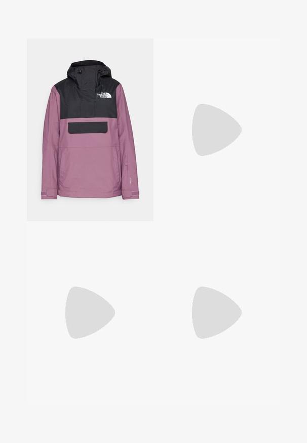 The North Face DRIFTVIEW ANORAK - Snowboardjacke - black/midnight mauve; Schwarzes, kurzärmliges Sport-T-Shirt mit Rundhalsausschnitt und dem The North Face-Logo auf der oberen linken Brust.; Schwarze Outdoor-Hosen aus strapazierfähigem Material. Verfügen über Reißverschlusstaschen, verstärkte Knieeinsätze und ein gerades Design für Beweglichkeit.; Leichter Columbia Sportschuh aus weißem Mesh mit einer strukturierten grauen Sole und Gummitraktion. Verfügt über einen gepolsterten Kragen und ein Schnürdesign.