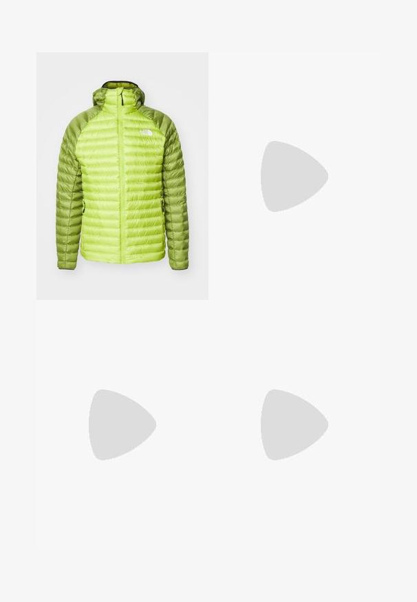 The North Face BETTAFORCA HOODIE - Μπουφάν με πούπουλα - meadow grass/oak green; Γκρι κοντομάνικο αθλητικό μπλουζάκι φτιαγμένο από λεία, ελαφριά ύφασμα. Διαθέτει άσπρο λογότυπο στην αριστερή περιοχή του στήθους. Στρογγυλή σχεδίαση στο λαιμό.; The North Face WINTER EXPLORATION TAPERED CARGO  - Παντελόνι εξωτε�ρικού χώρου - black; Καφέ αδιάβροχα αθλητικά παπούτσια με υφασμάτινη επάνω επιφάνεια, διατρήσεις, μαύρη στήριξη στη φτέρνα και γκρι ελαστική σόλα. Οι κορδόνες είναι διακοσμημένες με μεταλλικές άκρες.