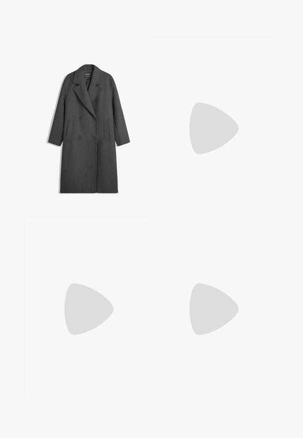 Cappotto lungo doppio petto in lana grigia scura con ampi risvolti e due tasche laterali, esposto piatto su sfondo bianco.; Top corto senza maniche nero realizzato in tessuto liscio, con scollatura rotonda e un design pulito e semplice, privo di pattern o accessori.; Bershka WIDE - Pantaloni - black; Bershka Sandali con tacco - black
