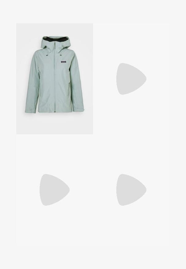 Patagonia STORM SHIFT - Μπουφάν σκι - thermal blue; Μπλε κοντομάνικο μπλουζάκι από υφασμάτινη χειροποίητη ύφανση, με το λογότυπο Columbia σε λευκό χρώμα στο στήθος, στρογγυλή λαιμόκοψη και εφαρμοστή γραμμή.; Γκρι παντελόνια επίδοσης με ελαστική μέση, δύο μπροστινές τσέπες και τσέπη με φερμουάρ στο πλάι. Ξεχωριστή υφή και κωνικό τελείωμα.; Columbia PEAKFREAK - Παπούτσια πεζοπορίας - black