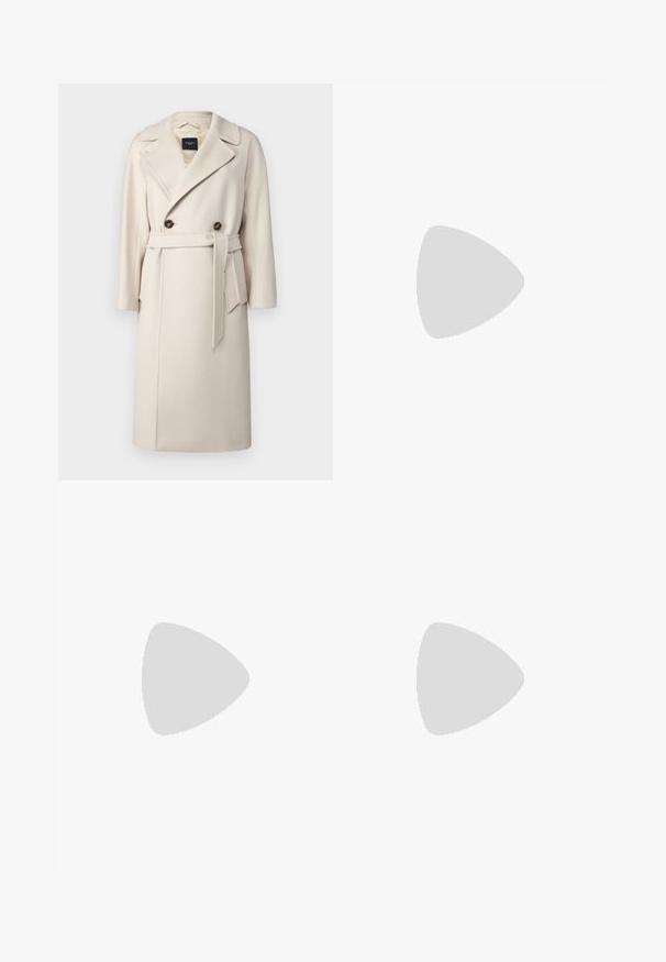 WEEKEND MaxMara RESINA - Klasičan kaput - avorio; Crna majica kratkih rukava od mekanog pamuka, s okruglim izrezom i klasičnim krojem. Glatka tekstura, bez uzoraka ili ukrasa.; Crne odijeljene hlače s ravnim, širokim krojem, s glatkom teksturom i ravnim prednjim dijelom s petljama za remen.; Ženske cipele slingback s leopard uzorkom, niskim blok peta i zlatnom kopčom na bočnoj traci, prikazane u bočnom profilu na neutralnoj pozadini.