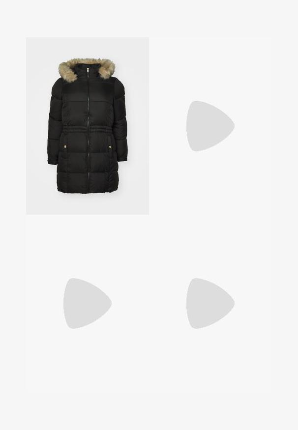 Vero Moda Curve VMCPINAR COAT  - Abrigo de invierno - black; Conjunto de dos camisetas de manga larga en blanco y negro. Textura acanalada, cuello redondo, diseño ajustado con mangas ligeramente acampanadas.; Pantalones de mezclilla de pierna ancha con un degradado de azul claro a oscuro, cintura alta, trabillas para cinturón y un cinturón de tela a juego. Acabado de mezclilla texturizada.; Zapatos de tacón slingback de charol negro con punta afilada y tacón geométrico en bloque. Presentan un diseño elegante y minimalista, así como una textura suave.; Bolso acolchado blanco con una correa de cadena dorada y un broche rectangular. Presenta una textura suave y un patrón de costura geométrico.