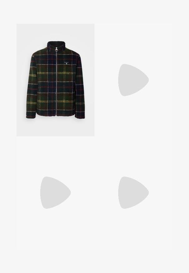 Barbour TARTAN ZIP THROUGH - Fleecejas - multi-colour; Zwarte katoenen t-shirt met een ronde hals en korte mouwen. Heeft een subtiel logo aan de voorkant en een rechte zoom. Eenvoudig en minimalistisch ontwerp.; Zwarte cargobroek met een rechte pijpontwerp, voorzien van twee zijzakken, een knoopsluiting en een gestructureerde stof.; Zwarte hardloopschoen met een textuur bovenkant, gaasdetails en een veilig vetersysteem. Beschikt over een opvallende rubberen buitenzool voor grip.