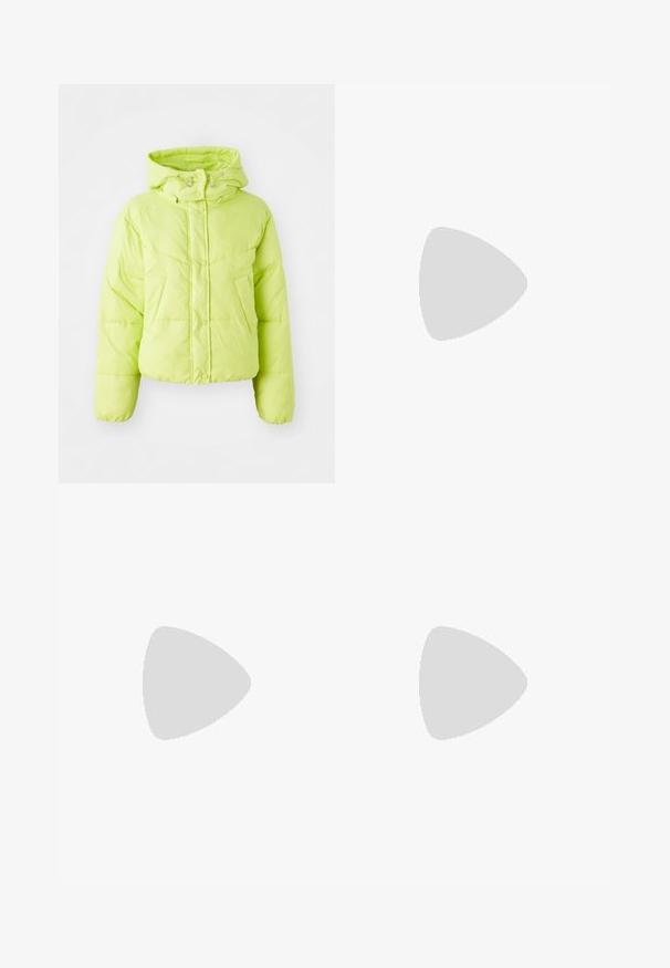 Lime green puffer jacket with a high collar, snap button closure, and quilted pattern. Soft, lightweight material; cropped fit and elastic cuffs.; Even&Odd Print T-shirt - white; Wide-leg jeans in black denim with a zippered front, five-pocket design, and subtle stitching details. Smooth texture and casual style.; Light green sneakers with a textured surface, featuring three white stripes, a cream rubber sole, and lace-up design. Worn with light socks.