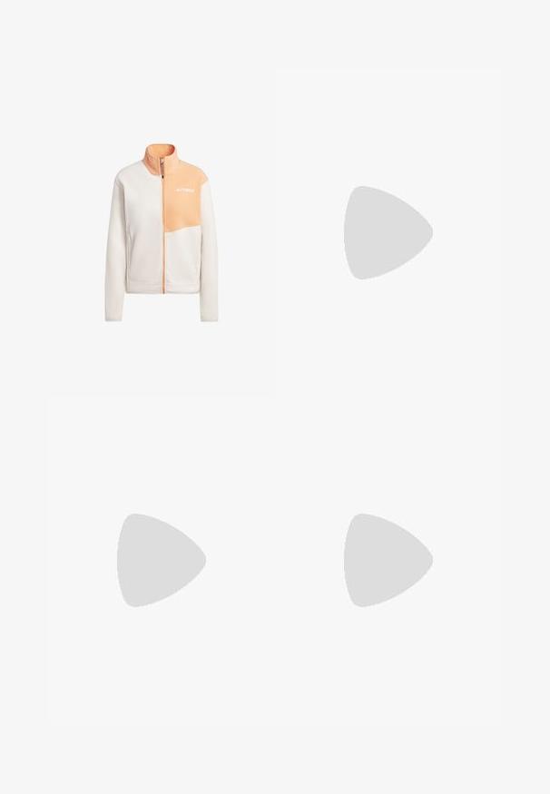 Chaqueta de forro polar en crema claro y durazno, con cierre de cremallera, cuello alzado, con un panel en el pecho y detalle del logo en la parte superior izquierda.; Top deportivo negro sin mangas hecho de una tela suave. Presenta un escote redondo y un pequeño logo blanco de Adidas en el pecho.; Pantalones cortos deportivos negros con una cintura elástica, que presentan una banda texturizada, rayas laterales y un logo blanco de Adidas en el dobladillo inferior.; Zapatilla de correr negra con parte superior de malla, tres franjas plateadas, media suela blanca y suela texturizada. Incluye un cuello acolchado y cierre de cordones.