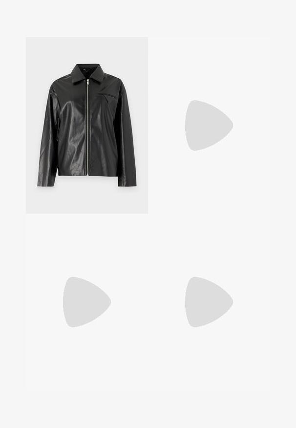 Veste en cuir noir avec une texture lisse, fermeture éclair à l'avant et col pointu. Comprend une petite poche décorative en biais.; T-shirt en coton blanc à manches courtes bouffantes, avec de petites embellissements en argent le long des manches. Encolure arrondie classique, coupe décontractée.; Pantalons larges blancs en coton, dotés d'une taille à cordon de serrage, fermeture à un bouton et poches avant. Texture lisse, sans motifs.; Escarpin noir en cuir à bout pointu avec une bride de cheville et un talon épais. Texture lisse, design élégant et esthétique minimaliste.