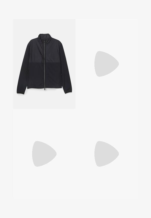 J.LINDEBERG DALIN HYBRID JACKET - Lett jakke - black; Armani Exchange T-shirts med print - black; Filippa K TERRY CROPPED TROUSERS - Bukse - sage melange; Filling Pieces MONDO 2.0 RIPPLE UNISEX - Joggesko - white