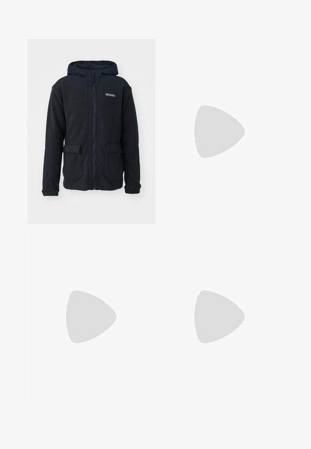 Columbia LANDROAMER™ FLEECE - Fliisjakk - black; Must have lühikeste varrukatega must T-särk, mis on valmistatud puuvillast, ümmarguse kaelusega ja väikese valge logoga vasakus ülanurgas.; Mustavad sportlikud püksid, mis on valmistatud kergest kangast, joonlauaga taljest, küljetaskudega ja kitsenevate varrukatega pahkluude juures.; Must tume jooksujalats musta värvi, tekstuurse ülemise osaga, kummist tallaga ja tugevdatud varbaga. Omab pehmendusega krae ja tõmblinti mugavaks selga panemiseks.