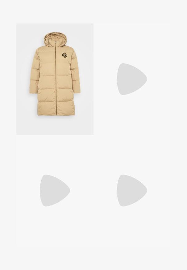Lauren Ralph Lauren Woman COAT - Páperový kabát - birch tan; Biely bezrukávový sveter vyrobený z hladkej bavlny, s rebrovaným lemom a malým námorníckym logom v dolnom ľavom rohu. Jednoduchý dizajn, bez vzorov.; Biele široké nohavice s vysokým pásom, s gombíkovým zapínaním a jemnými švovými detailami. Vyrobené z bavlny s hladkou textúrou.; Polo Ralph Lauren ESSENCE 100 CANVAS CAP-TOE SNEAKER - Tenisky - deckwash white