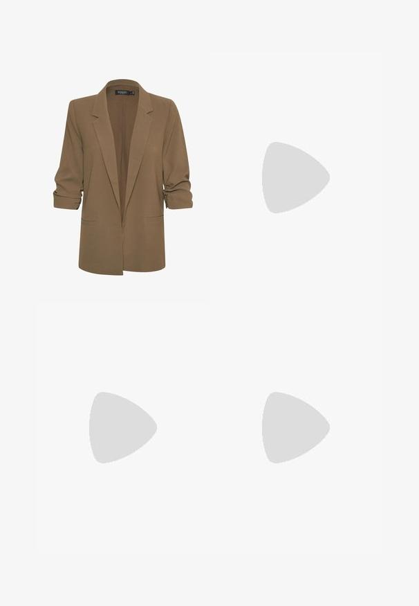 Blazer maro cu un design ajustat, rever înclinat, mâneci rulate și două buzunare frontale. Material neted cu un ușor luciu.; Trei bluze cu mânecă lungă așezate: neagră, gri și albă. Fiecare are un guler rotund și un design scurt, realizat dintr-un material fin și ușor.; Rochie bej din tricot cu glugă lungă, guler rotund, talie ajustată și fustă evazată. Textură moale cu o variație subtilă de culoare.; Baletă din suede bej cu vârf rotund din piele neagră, toc jos și textură netedă, având cusături minime și un design curat.