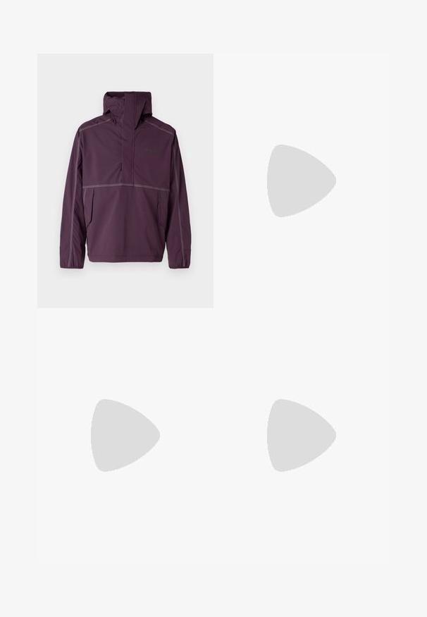 Dickies GLACIER VIEW ANORAK - Ľahká bunda - plum perfect; Biely bavlnený tričko s čiernym logom Adidas v strede. Krátke rukávy a okrúhly výstrih. Hladká textúra.; Hnedé, široké nohavice z bavlny s predným zapínaním na gombík, pútkami na opasok a hladkou, matnou textúrou.; Čierno-biele tenisky s vrchom z semišu a kože, s troma bielymi pruhmi, perforovanou špičkou a gumovou podrážkou.