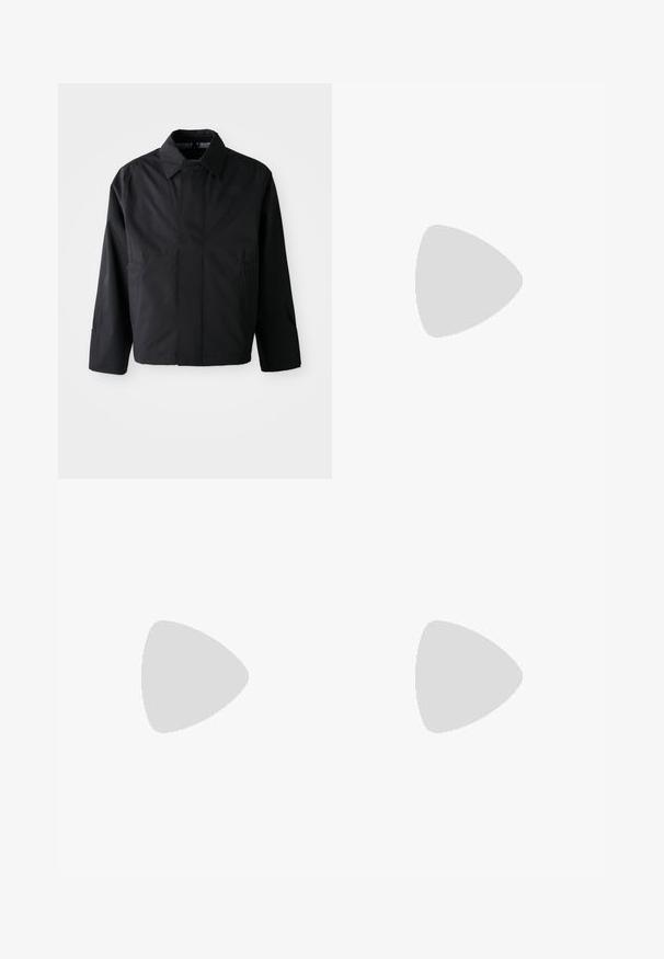 Jacket negru, scurt, cu guler răspândit, două buzunare frontale și mâneci lungi. Fabricat dintr-un material neted, ușor, cu o marcă discretă.; Tricou negru din bumbac, cu mâneci scurte, guler rotund și un mic logo alb pe pieptul stâng. Design simplu, textură netedă și croială lejeră.; Pantaloni atletici negri, confecționați dintr-un material ușor, cu un tiv elastic la talie, buzunare laterale și tivuri ajustate la gleznă.; Tenisi de exterior negri cu superior din daim, talpă din cauciuc texturat și sistem de șireturi solid. Prezintă un călcâi întărit și un logo al mărcii pe lateral.