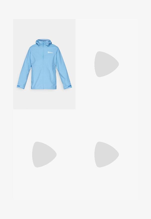Giacca impermeabile azzurra chiara con cappuccio, zip frontale completa, polsini elastici e dettagli del logo sul petto e sulla manica. Texture liscia.; T-shirt in cotone nero con collo a giro e maniche corte. Logo bianco ben visibile sulla parte superiore sinistra. Tessuto liscio, vestibilità casual.; Pantaloni cargo in nylon nero con zip rimovibile, polsini regolabili, molteplici tasche e un logo sulla gamba destra. Tessuto liscio e leggero.; Scarpa atletica beige e crema con tomaia in mesh testurizzato, sovrapposizioni supportive e suola in gomma con un motivo a tasselli per la trazione.