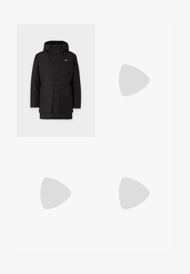 Lacoste Zimní kabát - black; Černé bavlněné tričko s krátkým rukávem, kulatým výstřihem a malým zeleným logem na levé kapse. Jednoduchý design, klasický střih.; Černé kalhoty vyrobené z bavlněné směsi, s rovný střih, elastickým pasem s knoflíkem a bez viditelných vzorů či akcentů.; Černé tenisky s hladkým koženým povrchem, obsahující texturovanou gumovou podrážku, bílou mezipodešev a zelené vyšívané logo na boku.