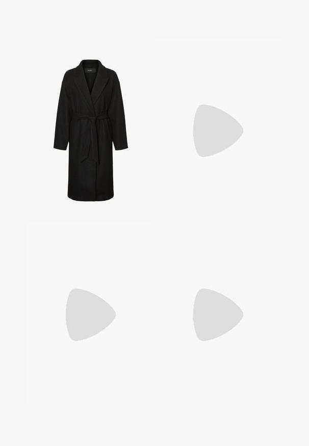 Palton negru dintr-un material texturat, având guler tip șal, mâneci lungi și un sistem de închidere cu cordon la talie. Proiectat cu o siluetă dreaptă.; Vero Moda Tall VMMADDIE HIGHNECK PULL - Pulover - dark grey melange; Blugi negri cu talie înaltă, din denim, cu un design drept, buzunare frontale, fermoar și închidere cu nasture metalic.; Sneakers negre din suede cu trei dungi albe, talpă din cauciuc texturat maro și șireturi negre. Căptușeala interioară prezintă un model cu logo-uri.