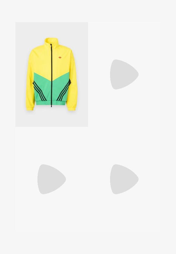 Κίτρινο και πράσινο μπουφάν αθλητικό με ψηλό γιακά, μπροστινό φερμουάρ, μαύρες ρίγες στα πλάγια και μικρό κόκκινο λογότυπο στο στήθος.; Τρία λευκά ριμπ μπλουζάκια από βαμβάκι. Διαθέτουν στρογγυλή λαιμόκοψη και μικρές μαύρες ετικέτες κοντά στο στρίφωμα. Διαθέσιμα σε πολλές μεγεθύνσεις.; Μαύρο αθλητικό παντελόνι με ελαστική μέση, κατασκευασμένο από λείο ύφασμα, με διακριτική ραφή στο πλάι και χαλαρή εφαρμογή, σχέδιο ίσιου ποδιού.; Μαύρα αθλητικά παπούτσια με επάνω μέρος από σουέτ και συνθετικό υλικό, με τρεις λευκές ρίγες, υφασμάτινη σόλα από καουτσούκ και μπλε ταυτότητα λογότυπου στη γλώσσα.