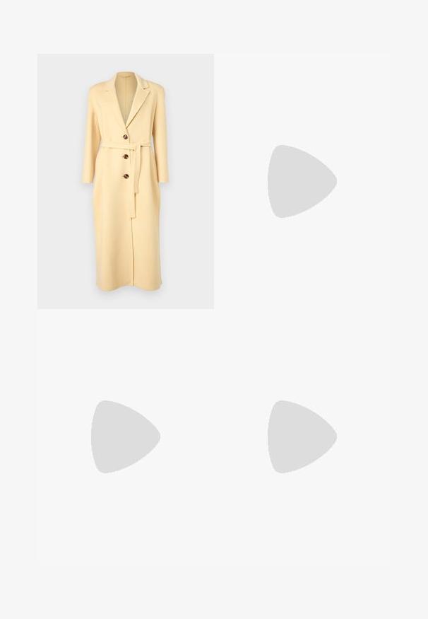 Marella ANDINA - Casaco clássico - giallo; Camisola de manga longa branca feita de algodão canelado, com um decote redondo e uma bainha reta. Design simples, sem padrões ou detalhes.; Saia midi branca de malha com um padrão texturizado com linhas verticais e detalhes recortados perto da bainha. Cintura elástica. Material suave.; Bailarina preta em pele com bico arredondado, textura suave, detalhe de costura minimalista e design de sola flexível.; Bolsa de couro castanho com fecho de aba, decoração em tom dourado, alça de ombro e textura suave. Formato retangular compacto.