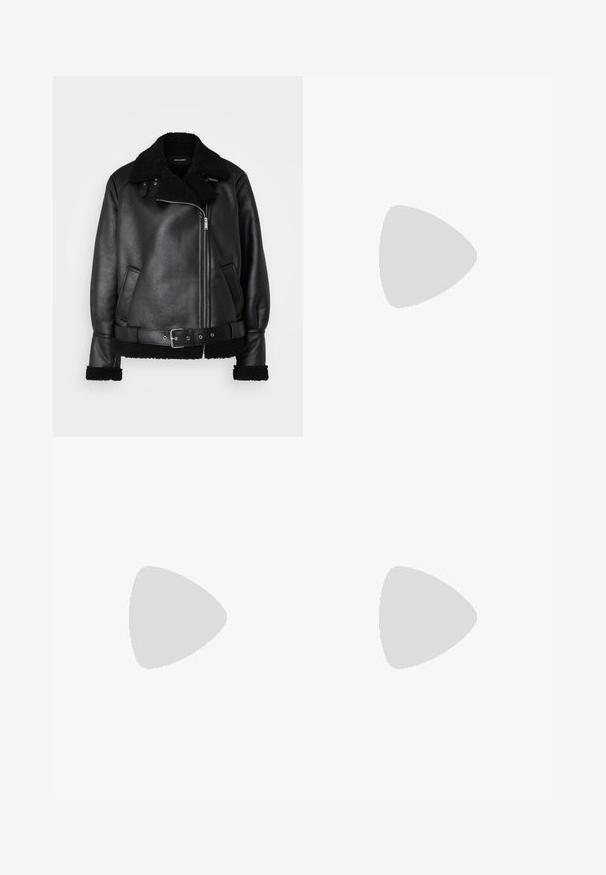 Melna ādas jaka ar mākslīgo vilnas apkakli un aprocēm, ar priekšējo rāvējslēdzēju, sānu kabatām un savilktu jostasvietu ar jostu.; Divas divi sieviešu topi: viens balts, otrs melns, izgatavots no mīkstas auduma, ar plānām siksnām un dziļu V veida kakla izgriezumu.; Augstas jostas melni izplūduši džinsi, kas izgatavoti no denima, ar pogu aizdari, sānu kabatām un gludu tekstūru.; Melni ādas kurpju zābaki ar biezām, zāģveida melnām gumijas zolgām un dzeltenu diegu apmalē, ar gludu virsmu.