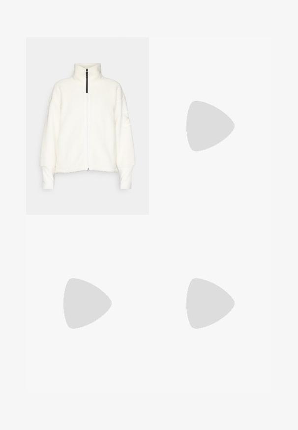 Balta, pūkuota zip-up striukė su aukštu kaklu, numestais pečiais ir raukšlėtomis rankovėmis. Pasižymi kontrastinga juoda užtrauktuku ir subtilia tekstūra.; Juodas ilgomis rankovėmis medvilninis marškinėliai su apvali apykakle. Savybė - mažas baltas logotipas kairėje krūtinės pusėje. Paprastas dizainas ir pritaikymas.; Pilkos leggingai, pagaminti iš tamprios medžiagos, turi aukštą juosmenį ir balta spalva esantį "Northern Face" logotipą kairėje kojyje.; Bežinės ir kreminės spalvos sportinės bateliai su tekstūruoto tinklelio viršutine dalimi, palaikančiomis detalėmis ir guminiais padais, turinčiais raštą, užtikrinantį sukibimą.; The North Face TERRA LUMBAR 3L UNISEX - Diržinis krepšelis - utility brown/khaki stone