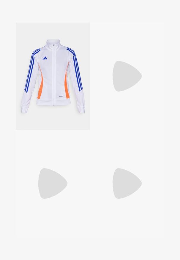 adidas Performance TIRO24 WOMEN - Sportinė striukė - white/app solar red/lucid blue; Balti medvilninis marškinėliai su V formos iškirpte, trumpomis rankovėmis ir juodu Adidas logotipu kairėje krūtinės pusėje. Lygi tekstūra, klasikinis siluetas.; Mėlynos sportinės kelnės su raudonomis šoninėmis juostelėmis, elastingas juosmuo su raišteliu, banguoti rankogaliai, su siuvinėtais logotipais šoninėse dalyse.; Baltas sportinis batelis su tinklelio viršumi, trimis juodomis juostelėmis šone, tekstūruotais akcentais ir tvirtu guminio pado su kontrastinga juoda dalimi.