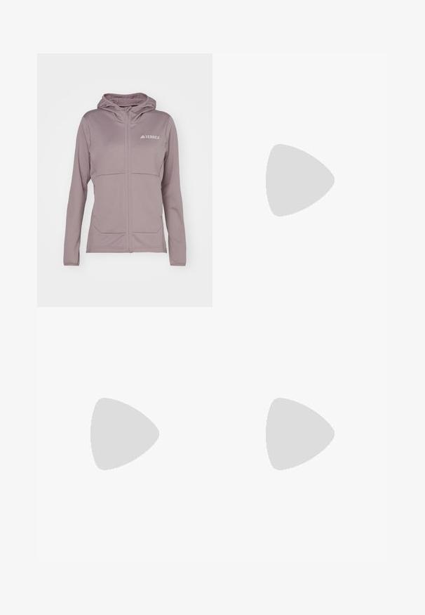Adidas Terrex TERREX XPERIOR LIGHT FLEECE HOODED JACKET - Forro polar - preloved fig; Camiseta negra de manga corta hecha de algodón. Presenta un cuello redondo y un logo naranja "TERREX" en la parte superior izquierda del pecho.; Leggings de talle alto y ajustados en un color marrón claro. Fabricados con un material suave y elástico, con un logo blanco en el muslo izquierdo.; Zapatillas deportivas negras con un empeine sintético texturizado, cierre de cordones, suela de goma gruesa y acentos de logo discretos en el lateral y el talón.