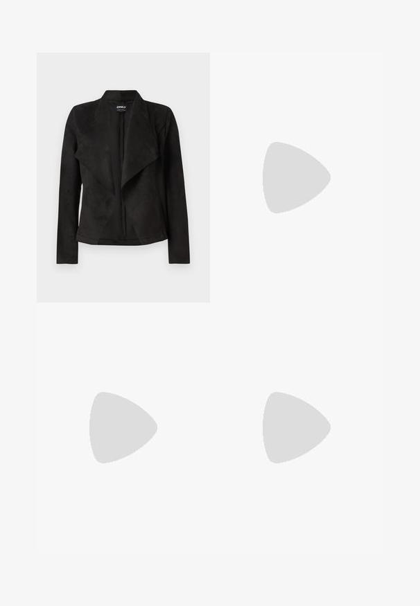 Veste en suédine noire avec un design à l'avant drapé. Présente des manches longues, sans fermetures visibles, et une texture lisse.; Deux hauts sans manches en maille côtelée, en noir et blanc, dotés d'un design ajusté et d'une texture lisse, avec une longueur courte.; Pantalons larges noirs en tissu léger, avec une fermeture à bouton à l'avant et un devant plat, dotés d'ourlets soigneusement cousus.; Baskets avec une tige en cuir blanc, un bout en daim gris et trois bandes noires. Présente un logo bleu sur la languette et une semelle en caoutchouc texturée.