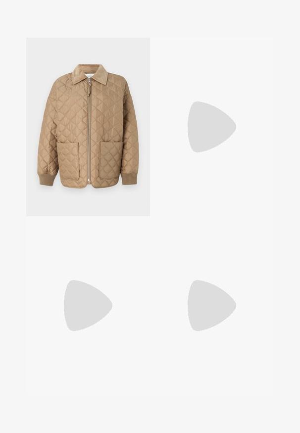 Šviesiai rudas siuvinėjamas džemperis su velveto apykakle, užtrauktuku priekyje ir dviem didelėmis kišenėmis. Raštuoti rankogaliai ir minkšta tekstūra visame paviršiuje.; Balta trumpa rankovė T-marškiniai, pagaminti iš minkštos medvilnės. Charakterizuojami apvali kaklo iškirpte ir laisvu siluetu. Švarus dizainas be matomų raštų ar akcentų.; Balti plačios kelnės, pagamintos iš minkštos medžiagos, su raišteliu liemens srityje ir glotnia tekstūra. Nėra matomų raštų ar puošmenų.; Šviesiai rožiniai slingback baleto bateliai su smailiu pirštu, pagaminti iš lygios odai panašios medžiagos. Yra išpjovimų detalės šonuose ir plokščias kulnas.