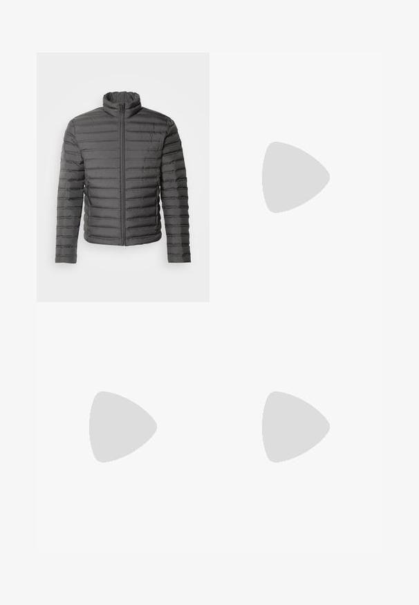 Colmar Originals MENS JACKET - Dunjacka - vulcan-muddy; Svart polotröja gjord av mjukt material, med långa ärmar och en åtsittande passform. Ribbat avslut vid fåll och ärmslut. Enkelt mönster.; Ljusgrå skräddarsydda byxor av texturerat tyg med en enda bakficka och rena sömmar.; Svart läder snörsko med rund tå, slät yta, minimal söm och låg gummihäl. Logotyp på hälen.