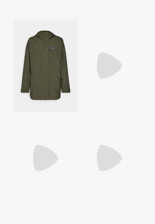 Patagonia OUTDOOR EVERYDAY RAIN JACKET - Casaco impermeável - pine needle green; Camisa de mangas longas cinza escuro com um gráfico de árvores vermelhas e montanhas; logótipo "COLUMBIA" em texto branco em negrito. Tecido suave, cuello redondo padrão.; Calças de exterior para homens, cinza escuro, feitas de material flexível, com cinto, bolsos com fecho éclair e costuras reforçadas.; Columbia PEAKFREAK - Sapatos de caminhada - black
