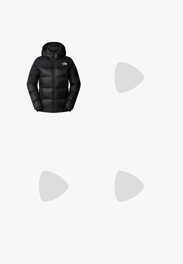 Casaco puffer preto com fecho em zíper à frente, capuz grande e acolchoamento horizontal. Feito de um tecido liso e durável com o logotipo no peito.; T-shirt preto de mangas longas, feito de algodão, com decote redondo. Apresenta um pequeno logótipo branco na área esquerda do peito. Design simples e ajuste confortável.; Calças cargo pretas em nylon com fechos de correr removíveis, punhos ajustáveis, múltiplos bolsos e um logótipo na perna direita. Textura suave e leve.; Sapatilha atlética beige e creme com parte superior em malha texturizada, sobreposições de suporte e sola de borracha com um padrão de cravo para tração.