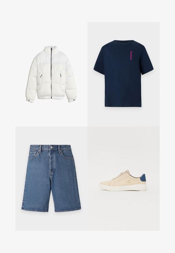 Giacca a vento bianca con colletto alto, zipper nera, design trapuntato e polsini elasticizzati. Presenta due tasche laterali e una texture morbida.; T-shirt blu navy a maniche corte con piccolo logo verticale rosa Timberland sul lato sinistro del petto.; Shorts in denim blu chiaro con una texture sbiadita, design a cinque tasche e chiusura con bottone in vita.; Sneakers beige in suede, con suola bianca, lacci beige e un dettaglio blu sul tallone. Logo impresso di lato.
