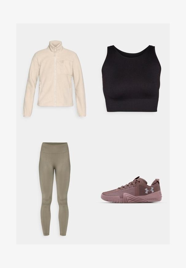 Beige Fleecejacke mit hohem Kragen, durchgehendem Reißverschluss vorne und einer Brusttasche. Verfügt über Seitentaschen und eine strukturierte, weiche Oberfläche.; Schwarzes geripptes Crop-Top mit hohem Kragen und weiten Armausschnitten, aus einem weichen, elastischen Stoff für Komfort und mit nahtlosem Design.; Leggings aus einem gedämpften Olivgrün. Hoher Bund, glatte Textur, figurbetontes Design und nahtlose Verarbeitung.; Dunkelpinke Sportschuhe mit strukturiertem Mesh-Obermaterial, Gummisohle und ausgeprägtem Grip-Muster; verfügt über ein Logo an der Seite und einen gepolsterten Schaft.