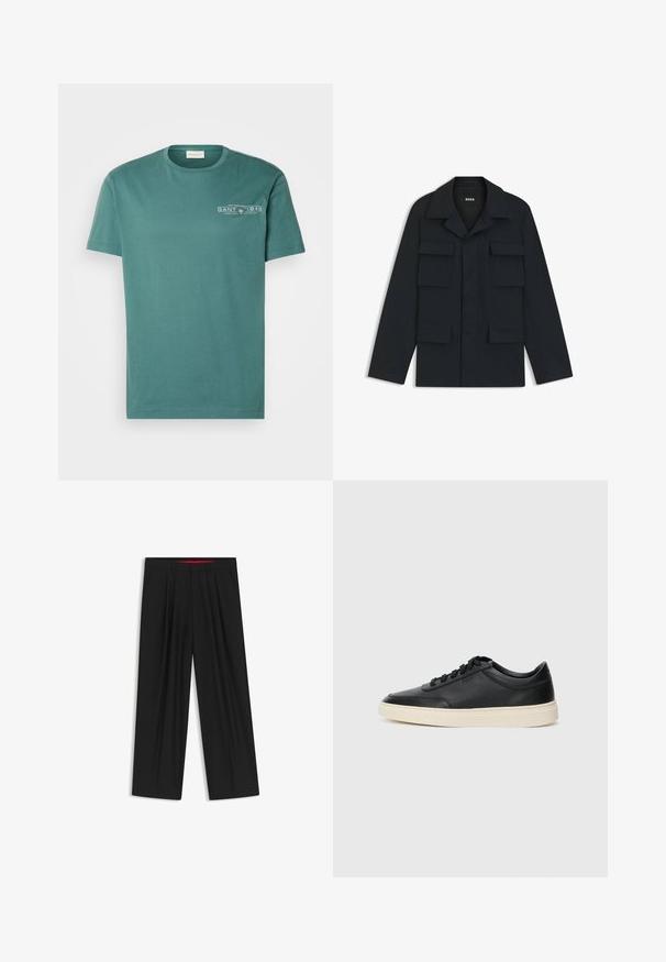 Mørkeblå utility jakke lavet af letvægtsstof, med en klassisk krave og fire forlommer. Lige pasform med lange ærmer.; Teal bomuld t-shirt med rund halsudskæring, korte ærmer og frontlogo med "GANT 1949" i hvid tekst. Glat tekstur, afslappet design.; Sorte brede bukser med flad front, to sidelommer, plisseret design og en kontrastfarvet rød inderside på linningen.; Sort lavt top lædersneaker med sorte snørebånd og off-white sål vist i sideprofil på hvid baggrund.
