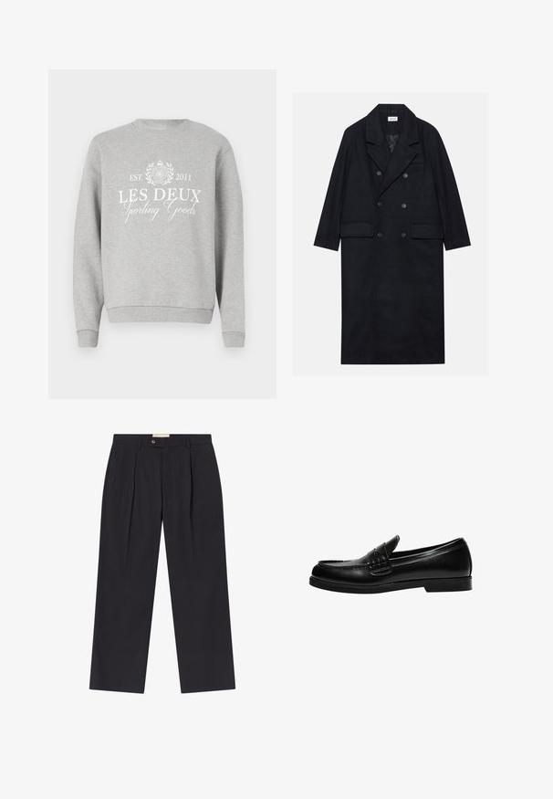 Kétgombos fekete kabát texturált anyagból, széles hajtókával, két elülső zsebbels és sötét gombokkal. Hosszú, egyenes sziluett.; Világosszürke pulóver kerek nyakkal, fehér nyomtatott "LES DEUX Sporting Goods" szöveggel és logóval. Rugalmas mandzsetták és alsó szegély.; Személyre szabott, sötét tengerészkék nadrág, magas derékkal, két elülső pliszével, gombos záródással és egyenes lábakkal, sima anyagból.; Fekete bőr loafer sima felülettel, a vamp-on varrási részlettel és alacsony, szilárd fekete gumitalppal.