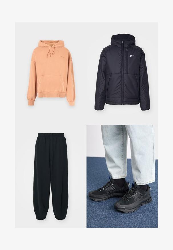 Crna Nike jakna s podstavom, dugmadi sprijeda i kapuljačom. Ima bijeli logotip na lijevoj strani prsnog koša i dva prednja džepa. Glatka vanjska tekstura.; Hoodie u breskvaste boje s prednjim džepom, kapuljačom na vezanje i rebrastim manžetama. Mekana tekstura, ležeran dizajn s diskretnim detaljem loga.; Crne, dukserice s elastičnim strukom, širokog kroja, s manžetama na gležnjevima, glatke teksture i bez vidljivih uzoraka ili metalnih detalja.; Crne atletske cipele s teksturiranom tkaninom i gumene potplate, s elastičnim vezicama i plavim akcentom na peti. Nosene su s svijetlim trapericama.