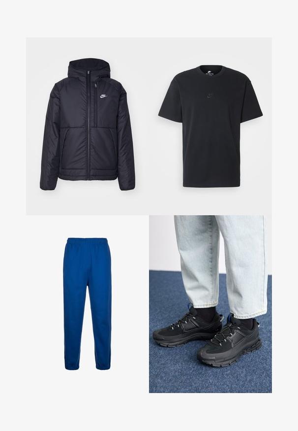 Čierna, polstrovaná bunda Nike so zipsom vpredu a kapucňou. Na ľavej strane hrude sa nachádza biele logo a sú tu dva predné vrecká. Hladký vonkajší povrch.; Čierne bavlnené tričko Nike s klasickým okrúhlym výstrihom, krátkymi rukávmi a jemne embosovaným logom na hrudi. Hladká textúra.; Modré teplákové nohavice z mäkkej látky, s elastickým pásom a zúženými nohavicami s elastickými manžetami na členkoch.; Čierne športové topánky s textúrovanou tkaninou a gumovou podrážkou, so elastickými šnúrkami a modrým akcentom na päte. Nosia sa s svetlými riflami.