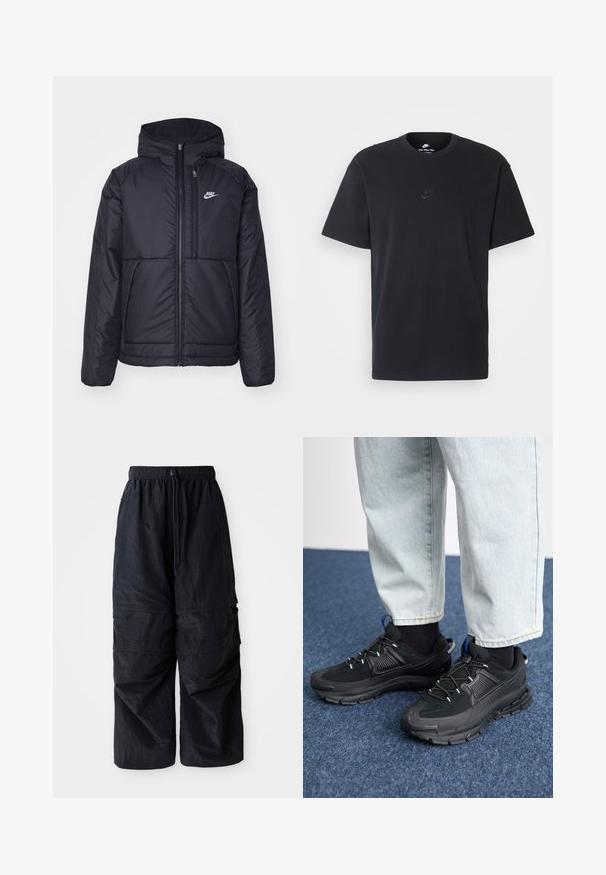 Casaco Nike preto, acolchoado, com fecho à frente e capuz. Apresenta um logo branco no lado esquerdo do peito e dois bolsos frontais. Textura exterior lisa.; T-shirt de algodão preto da Nike com um clássico decote redondo, mangas curtas e um logótipo em relevo discreto no peito. Textura suave.; Calças de cargo leves em nylon preto, com cintura elástica, cordão ajustável e múltiplos bolsos em camadas nas pernas.; Sapatilhas desportivas pretas com tecido texturizado e solas em borracha, apresentando atacadores elásticos e um detalhe azul no calcanhar. Usadas com calças de ganga claras.
