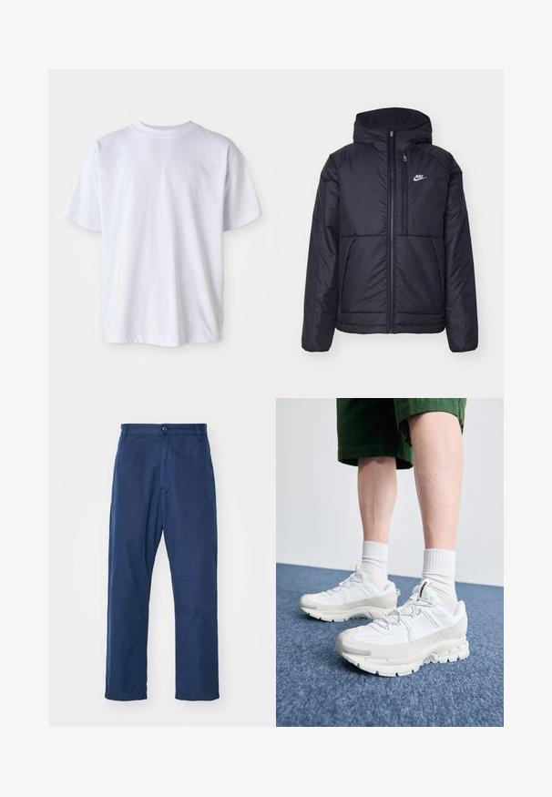 Čierna, polstrovaná bunda Nike so zipsom vpredu a kapucňou. Na ľavej strane hrude sa nachádza biele logo a sú tu dva predné vrecká. Hladký vonkajší povrch.; Biely bavlnený tričko s okrúhlym výstrihom a krátkymi rukávmi. Má jemné logo vyšívané v zodpovedajúcej farbe na ľavej hrudi.; Námornícke modré, rovné nohavice vyrobené z bavlny. Disponujú predným zapínaním na gombík a jemnou textúrou, s bočnými vreckami a pútkami na opasok.; Biele športové topánky s textúrovanými prešívaniami, robustnou podrážkou a sivými akcentami. Nosené s bielymi ponožkami po členky a zelenými šortkami na modrom povrchu.